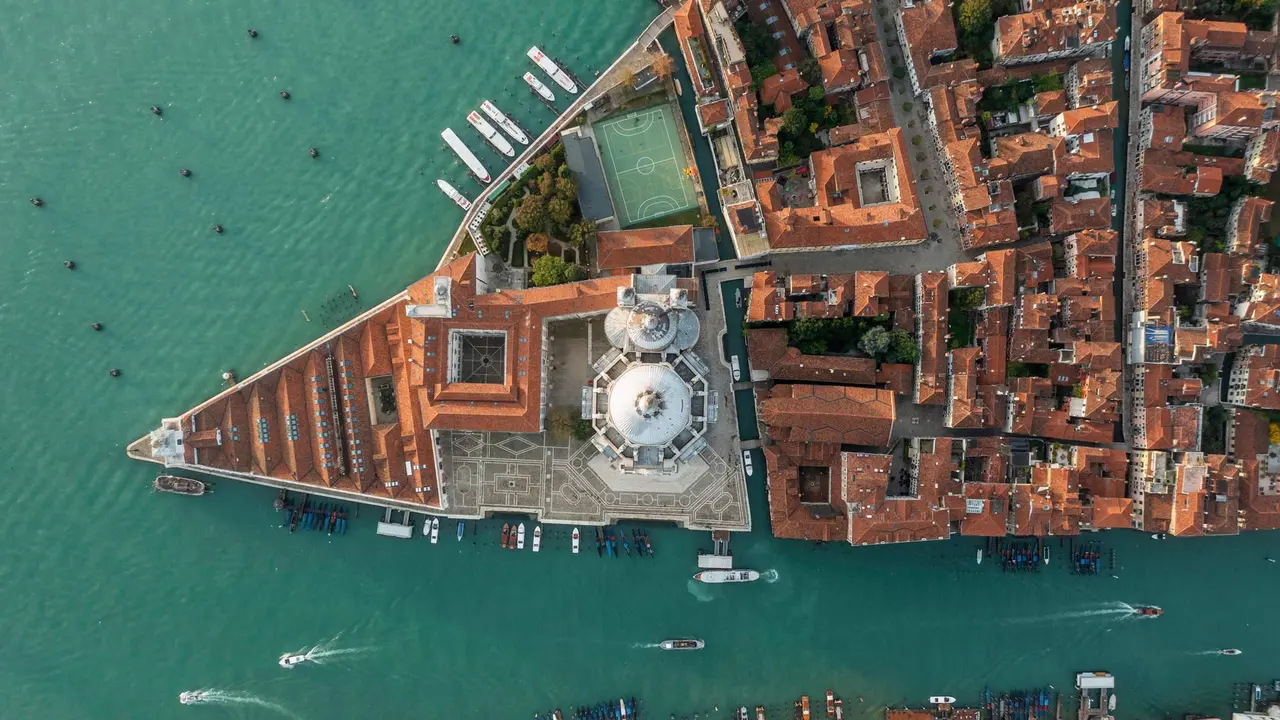 Above the floating city