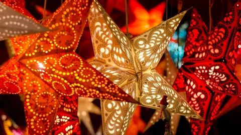 Twinkle, twinkle, paper stars