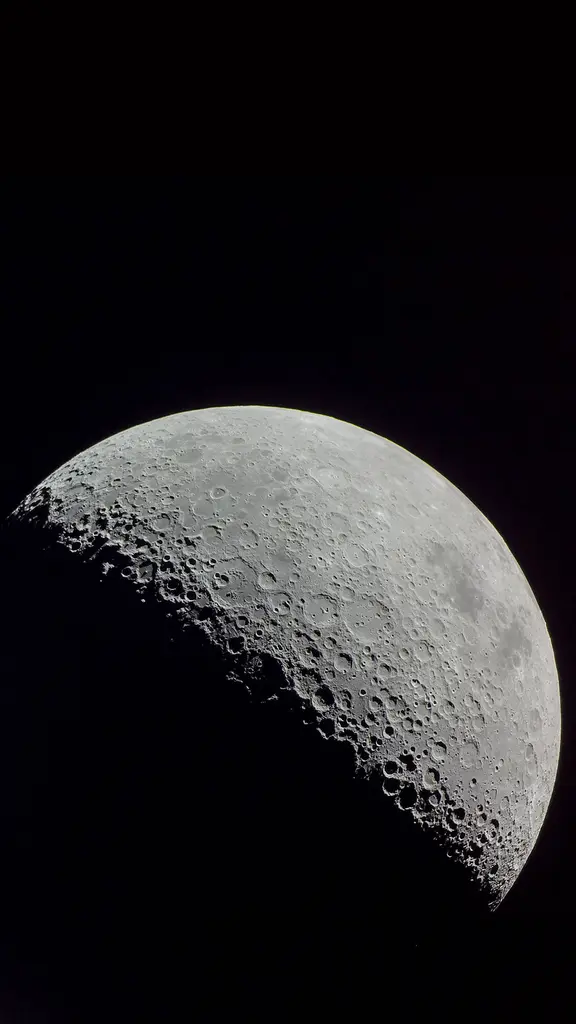 Comemorando nosso vizinho lunar iminente