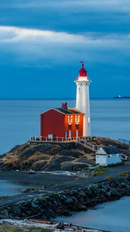 &iexcl;He aqu&iacute; la orilla!