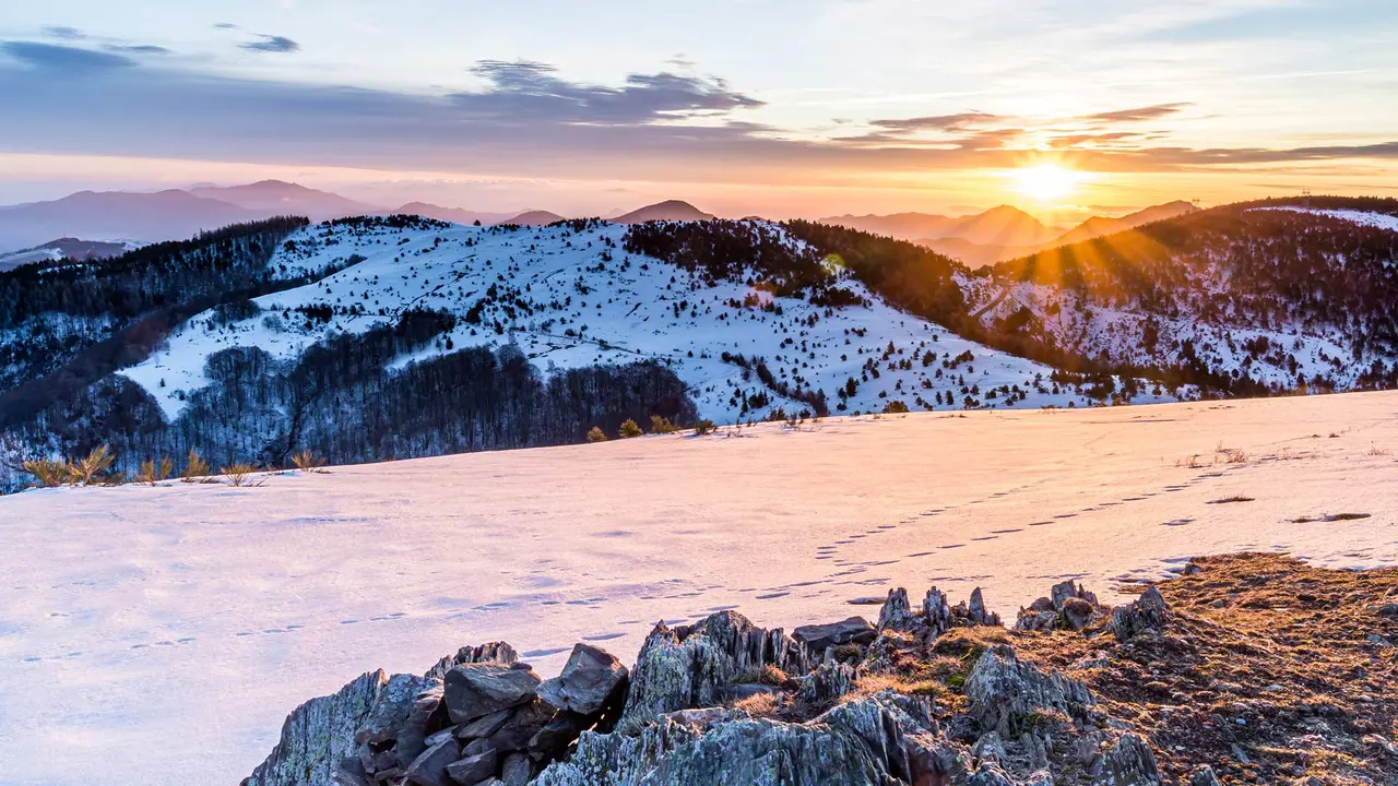 Eine Grenze im Schnee