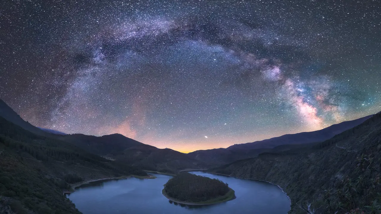 No hay estrellas sin oscuridad