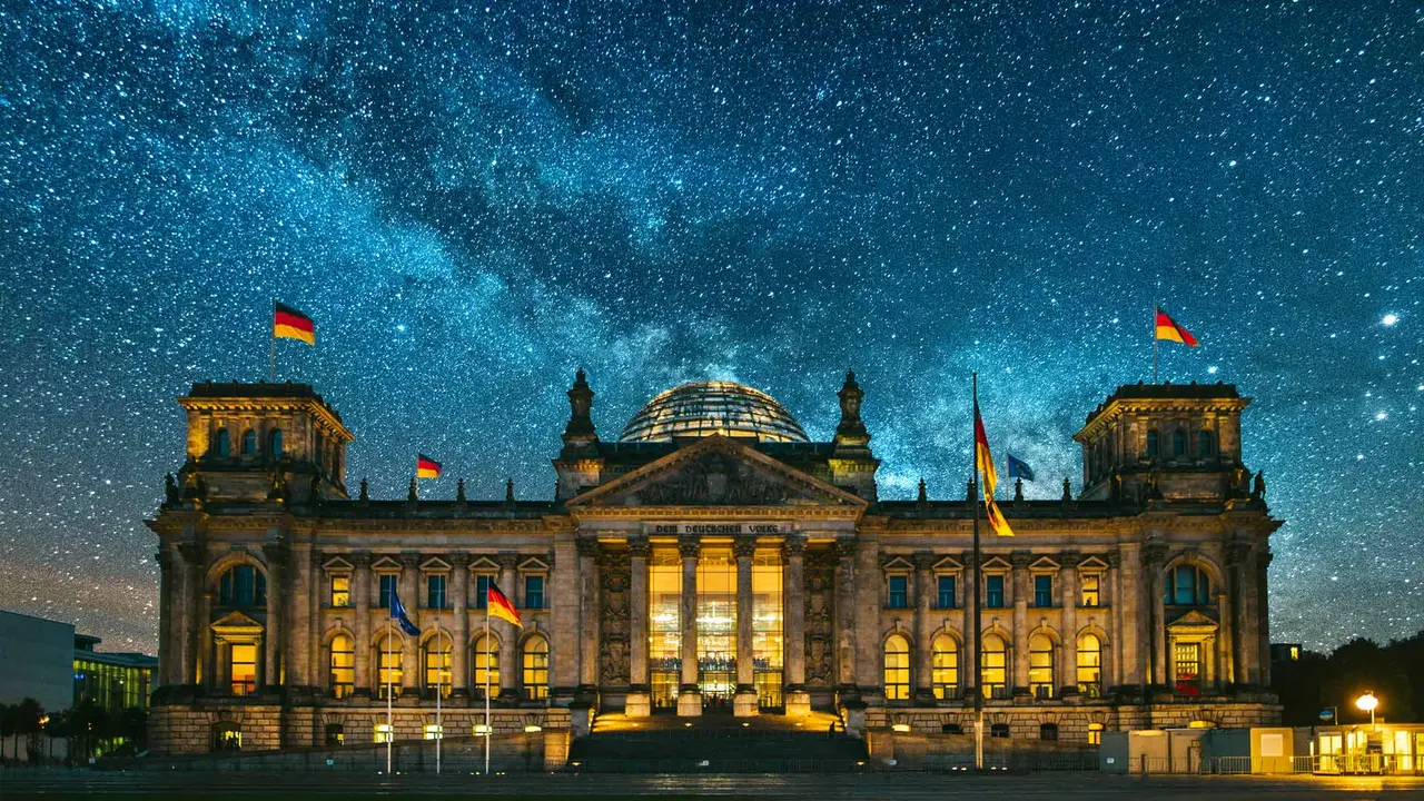 Der Reichstag in all seiner Pracht