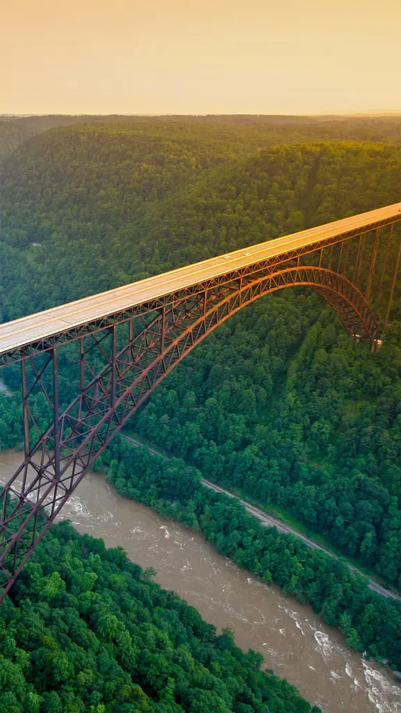 新河峡国家公园中的新河峡大桥，西弗吉尼亚州