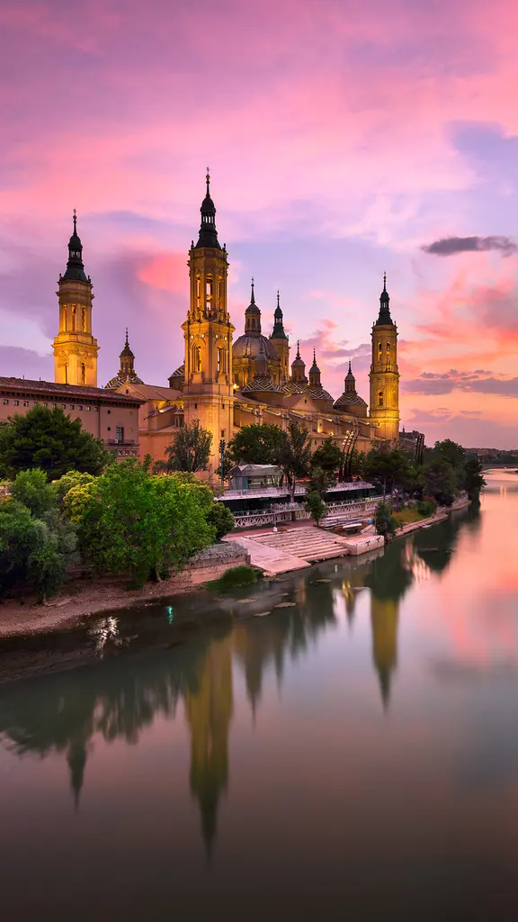 Una bas&iacute;lica de imponentes vistas