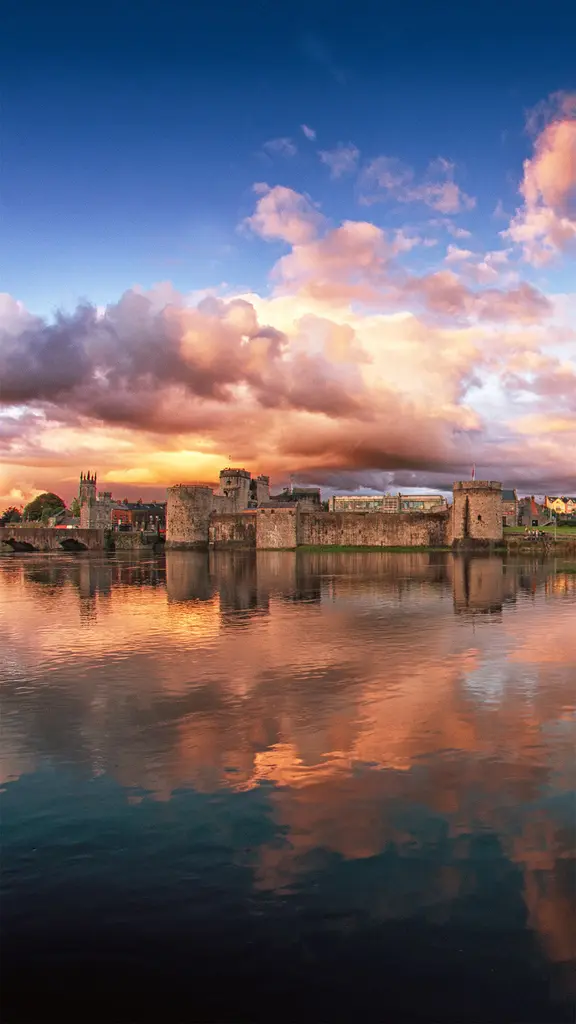 香浓河对岸的景色，爱尔兰利默里克