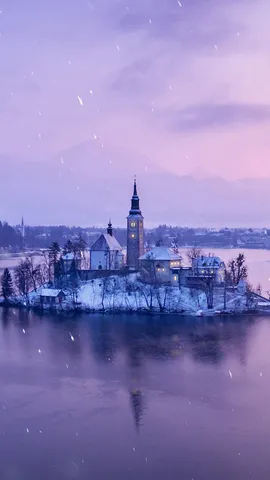 Des magnifiques reflets glac&eacute;s