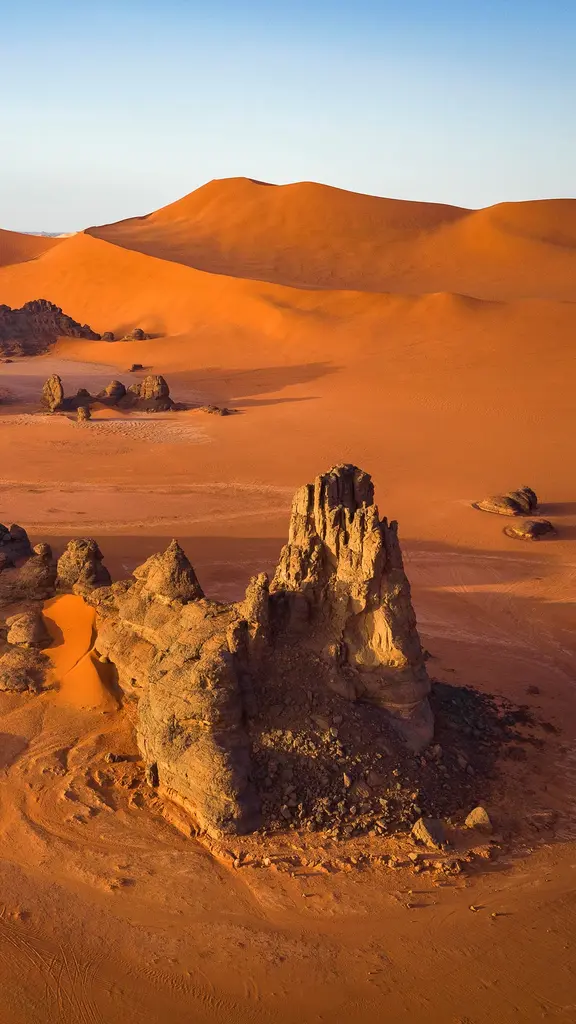 Dune days and desert haze