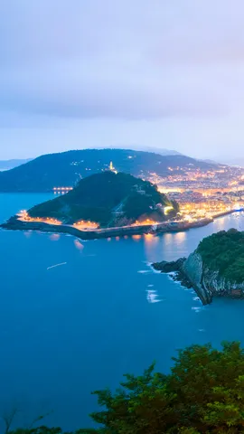 Mu&eacute;vete al ritmo de las olas