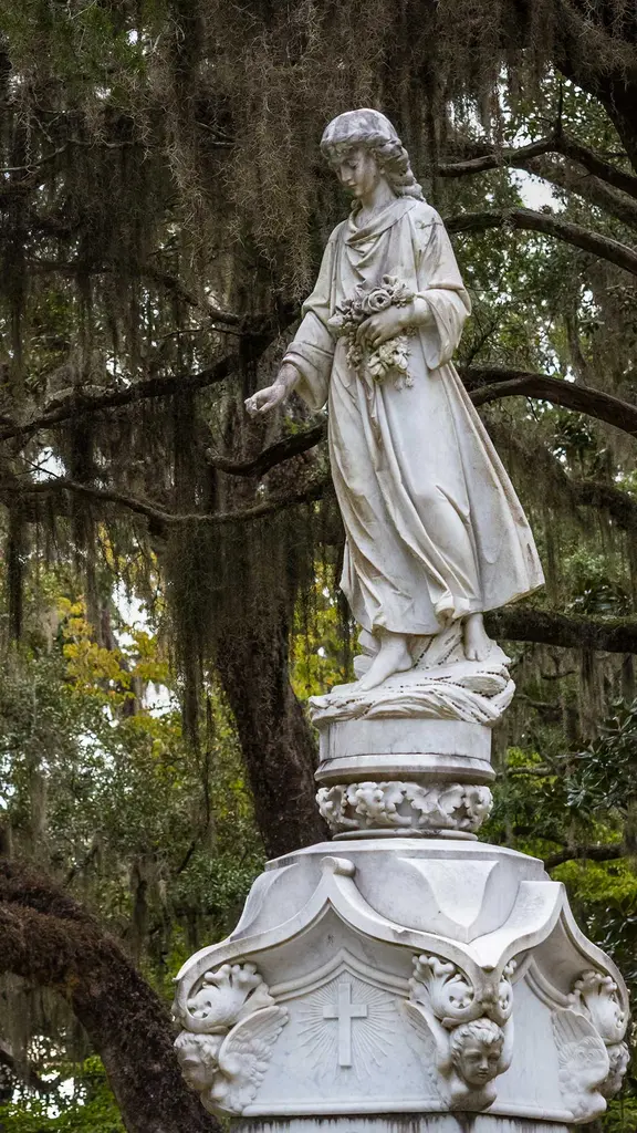 &iquest;Te atrever&iacute;as a quedarte aqu&iacute; si oscurece?