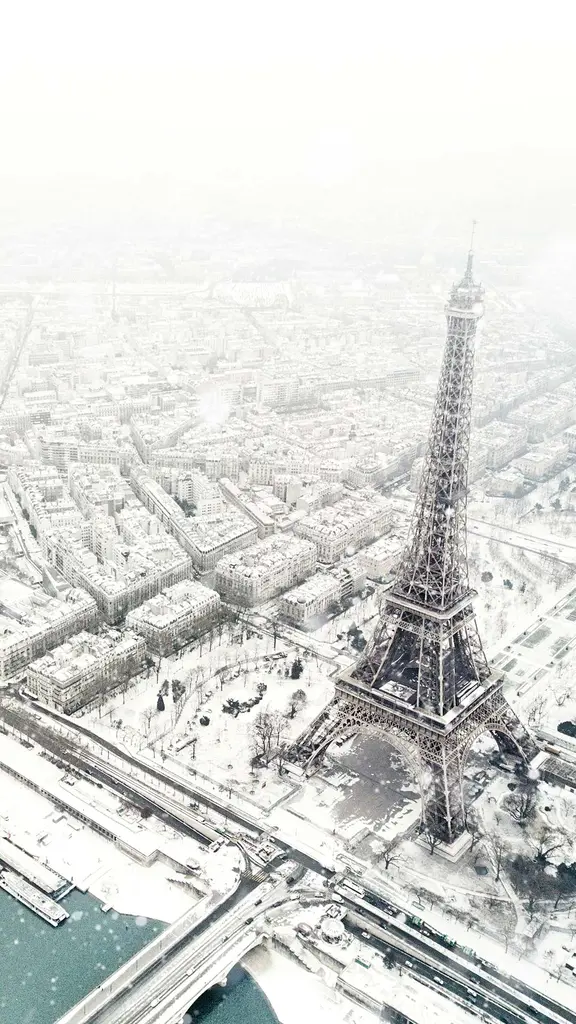 Flocons sur la Ville Lumi&egrave;re