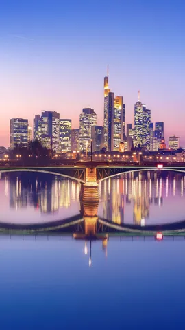 Alte Br&uuml;cke Bridge, Frankfurt, Germany