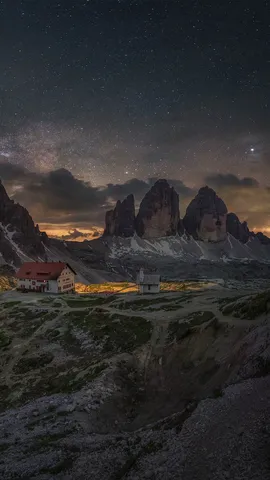 这些蔚为壮观的山峰在何处？