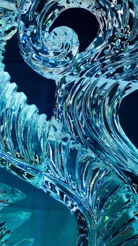 冰雪节上的冰雕艺术作品，加拿大渥太华