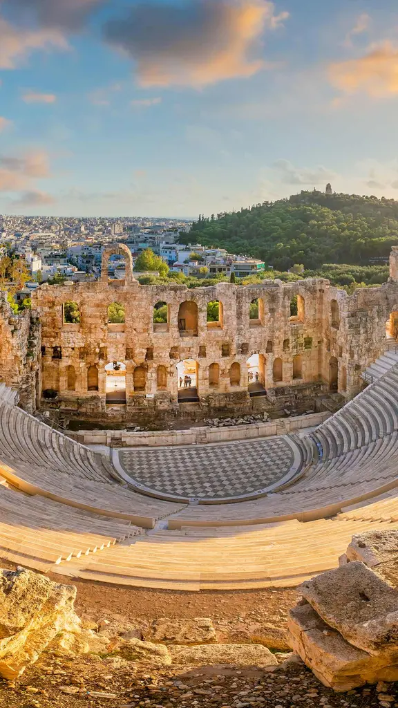 Una ovaci&oacute;n de pie para los cines