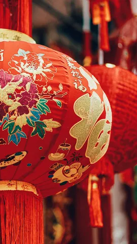 寓意幸福和团圆的春节灯笼，中国