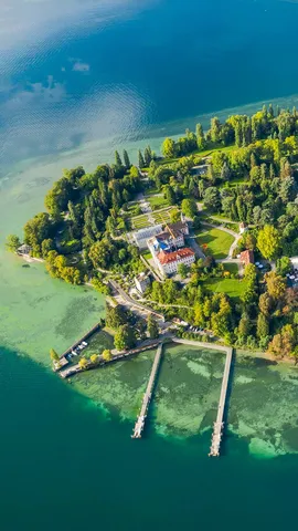 鸟瞰博登湖上的迈瑙岛，德国